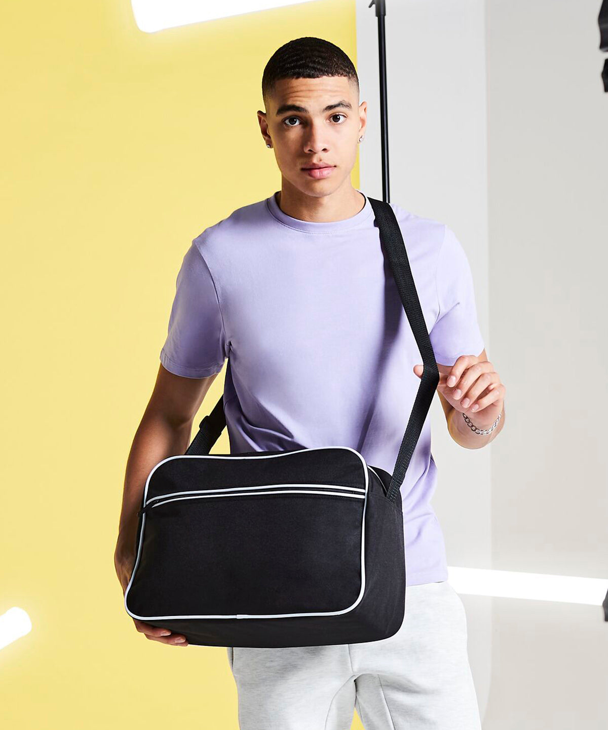 Retro shoulder bag